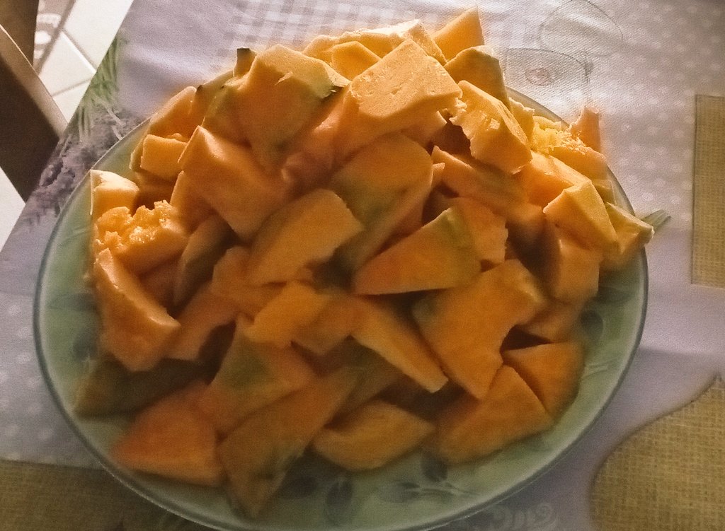 Zucche appena tagliate
E mi immagino tantissimi risotti succulenti......