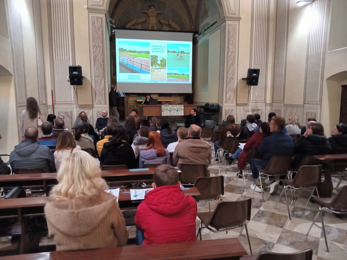 AnnaCaldara's tweet photo. OPEN DAY di sabato 11 novembre u.s. 
LICEO SCIENTIFICO E LICEO DELLE SCIENZE UMANE dell'Istituto paritario cattolico PAOLA DI ROSA di Lonato del Garda. 
Grazie a alle Famiglie che hanno partecipato alla presentazione della nostra offerta formativa https://t.co/QTOoolw6gM