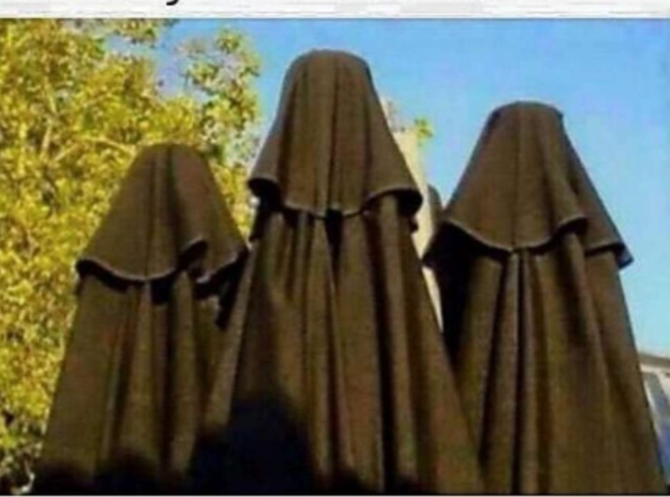 greendoorg's tweet image. #ThisIsEngland #riversofblood  Silent protest! 🤫