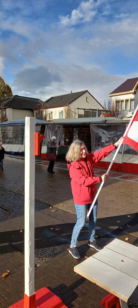 SP_Epe's tweet photo. We stonden in het mooie #vaassen ! https://t.co/SduYHmzKgD