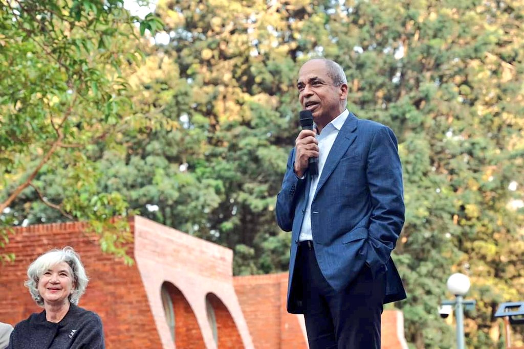 Saraf_HTC's tweet photo. A few glimpses from our recent Taragaon Lecture Series with Dr. Gabriele Tautscher on Tamang community, their rituals, and festivals.
Photo exhibition will remain open till the 28th of November.
#saraffoundation
#taragaonlectureseries     #nepalarchitecturearchive @TaragaonMuseum https://t.co/jT0F8r9zsd