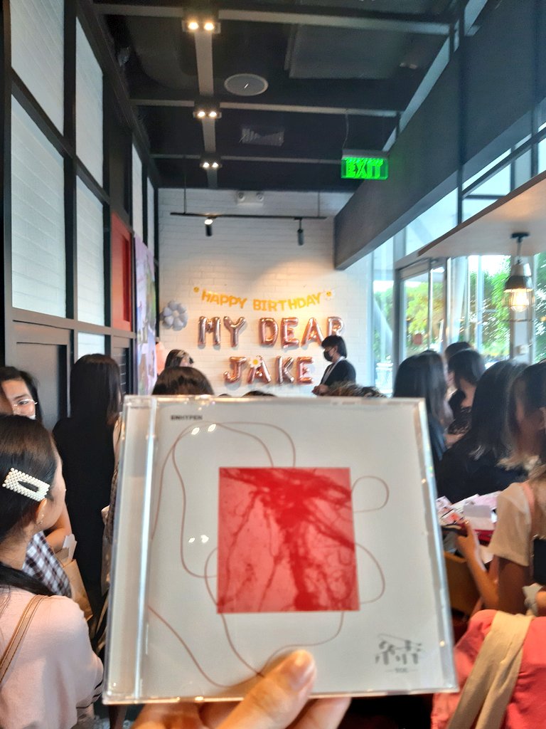 minjayke's tweet photo. ~ thank you for organizing Jake CSE @allforenhaph 💗🤍
#ForMyDearJake
#HAPPY_JAKE_DAY
#JAKE #ENHYPEN https://t.co/a9ownkaYeA