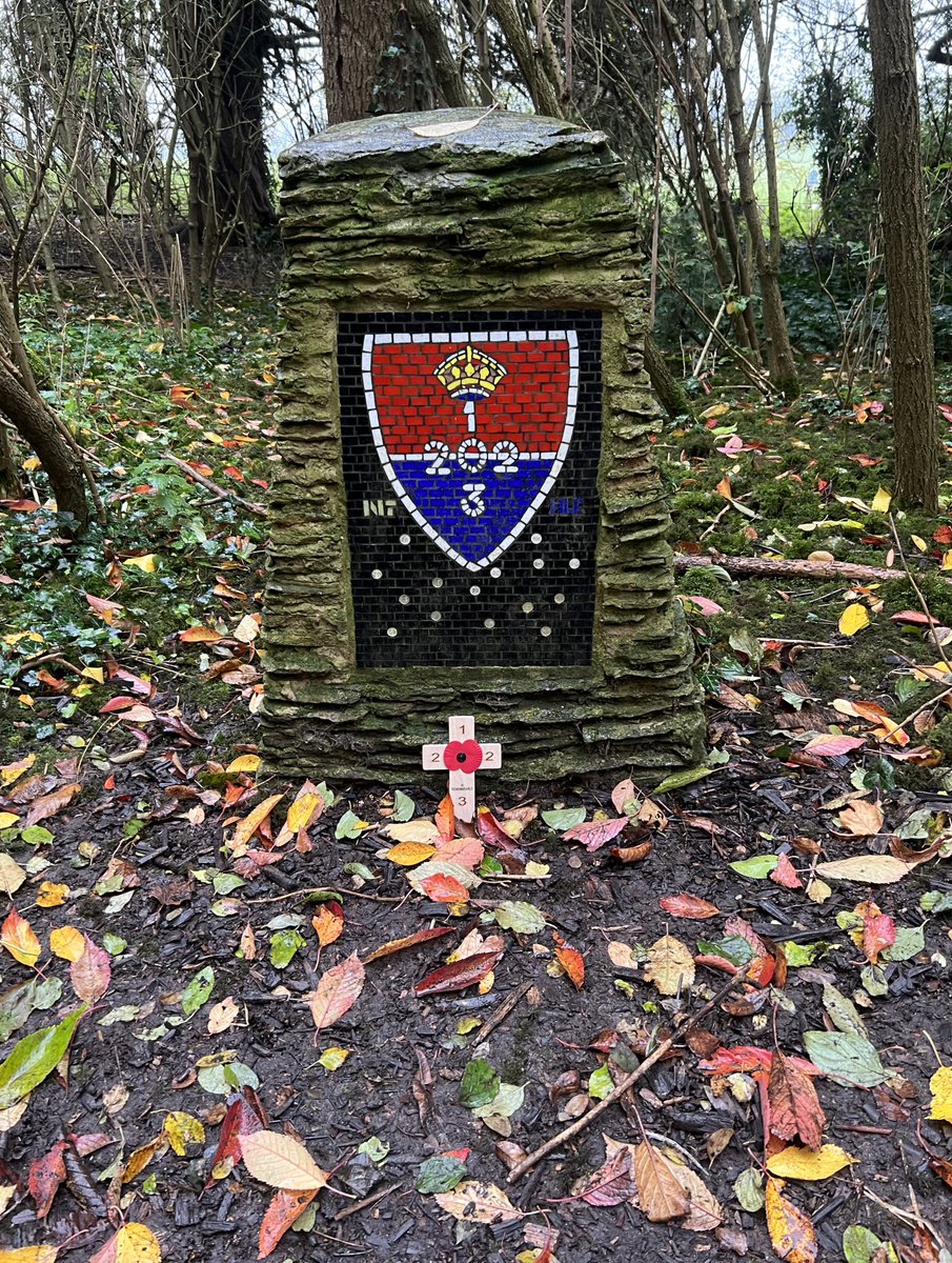 We remember the Aux Units, Special Duties Branch, Section VII &amp; all the civilian vols, who were prepared to make the ultimate sacrifice if the Germans had invaded in the SWW.

A cross was laid at Coleshill House, the HQ of the Aux Units - thanks to Roger Green &amp; Steve Treadwell.