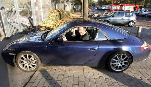 Apfel_AK's tweet photo. @J0nseny Der "Retter" ist schon unterwegs https://t.co/SxpouTPq1A