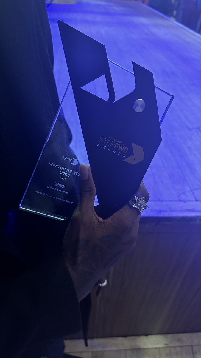 I won <a href="/stepfwdawards/">Step FWD Awards</a> 🏆