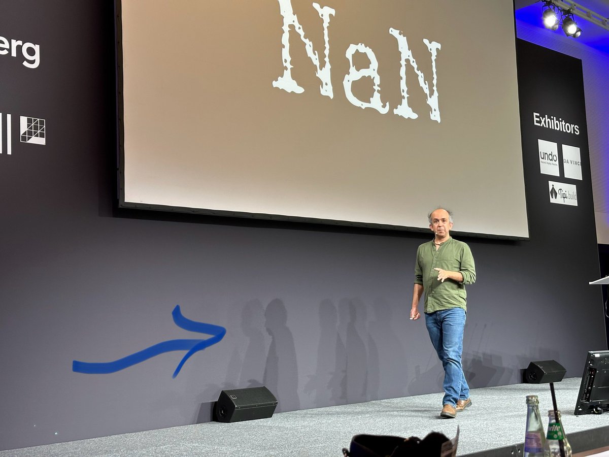 ciura_victor's tweet image. .@KevlinHenney and his NaN Oompa Loompas 🍫 @meetingcpp 2023 😄
#meetingcpp #cpp