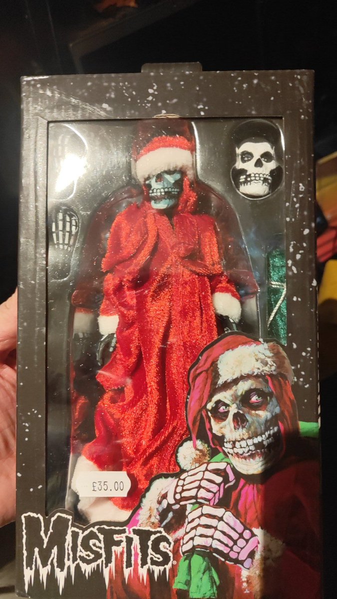 LRPitofDoom's tweet photo. Treated myself to this piece of @themisfits merch yesterday. https://t.co/UgLVefX5ru