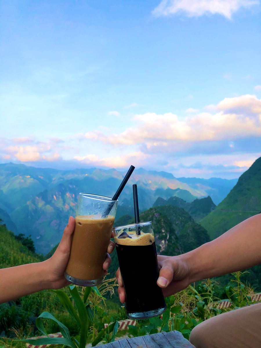 DangChiAn's tweet photo. View coffee này đươic gọi là view triệu đô ko ae nhỉ?? 😬😬 https://t.co/dznPATdC47