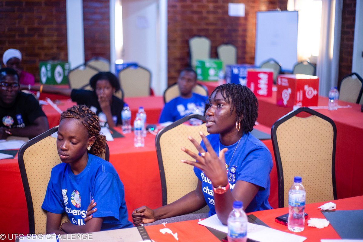 UniOfGambia's tweet image. Dr. Lang Sanyang&apos;s session on Project Proposal Writing was an absolute game-changer for our #SDGChallenge teams. 
Packed with practical insights and strategies, it’s students compass for crafting impactful projects aligned with UN SDGs. 🙏🏾 for the guidance! 

#UTGSDGChallenge23