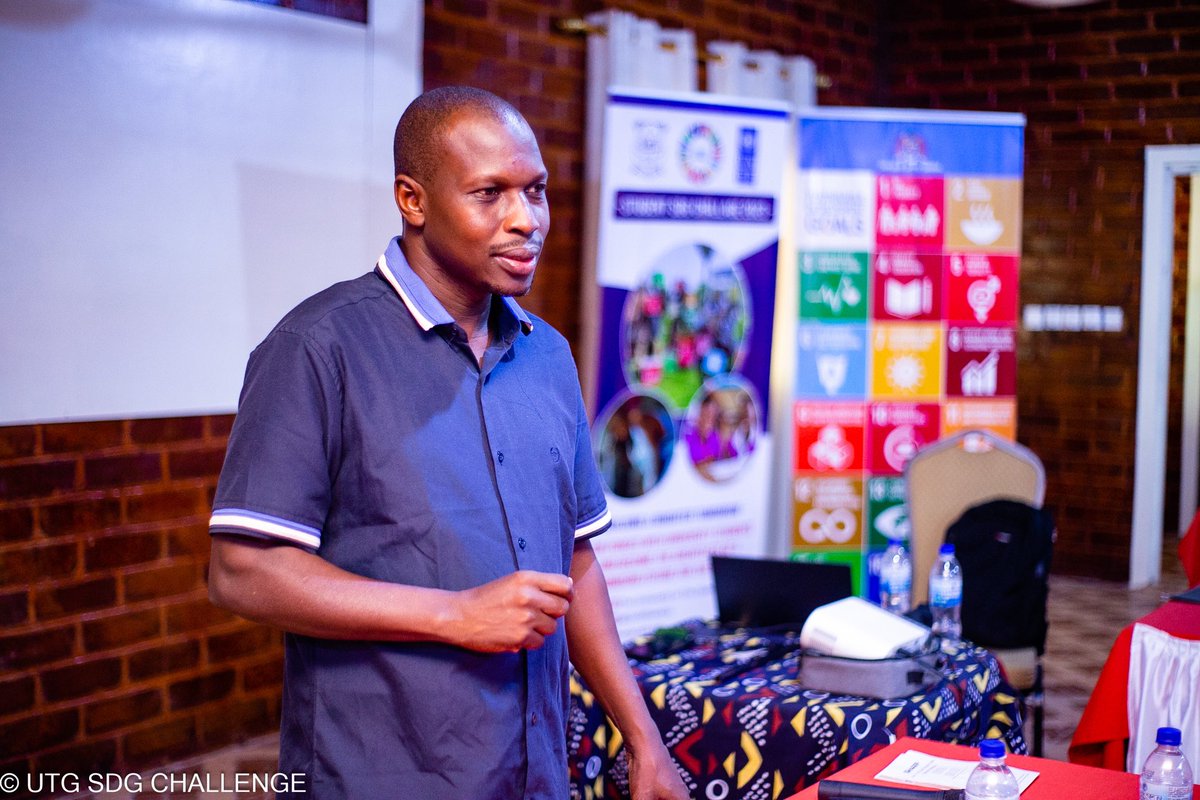 UniOfGambia's tweet image. Dr. Lang Sanyang&apos;s session on Project Proposal Writing was an absolute game-changer for our #SDGChallenge teams. 
Packed with practical insights and strategies, it’s students compass for crafting impactful projects aligned with UN SDGs. 🙏🏾 for the guidance! 

#UTGSDGChallenge23