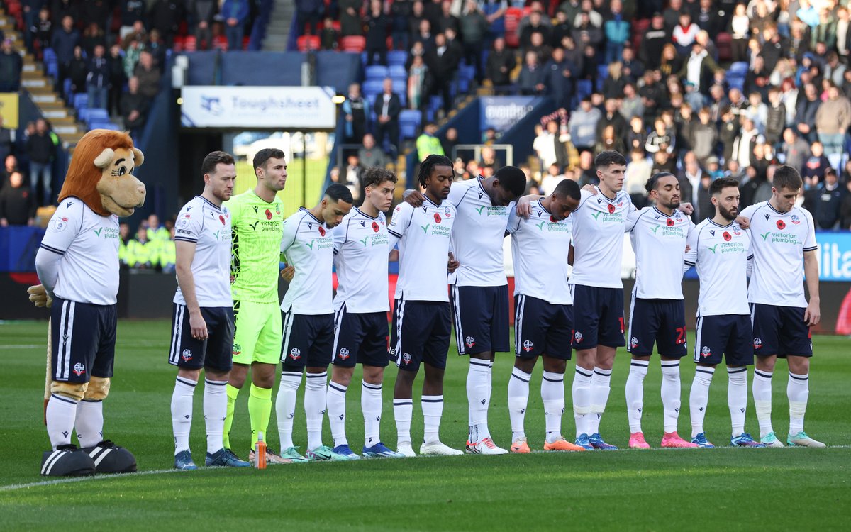 OfficialBWFC's tweet photo. 🤍 #LestWeForget 

#bwfc https://t.co/4pxgkbEYxZ