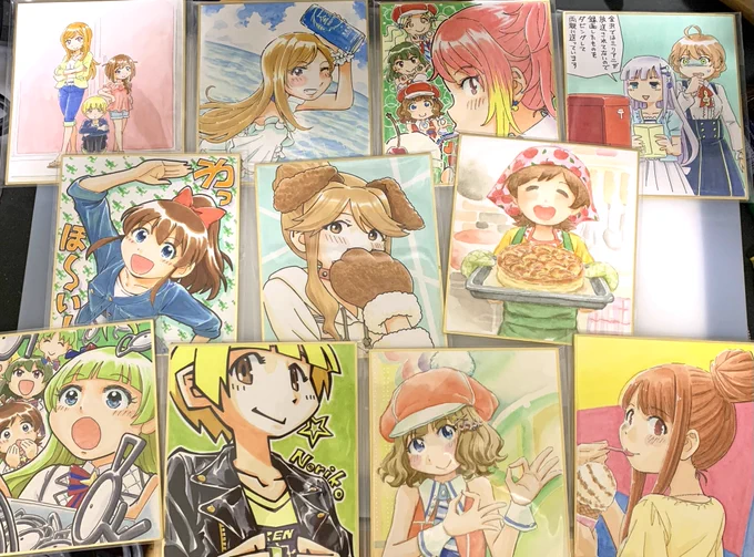 在庫の最後の色紙が失敗で終わりまして以上11枚になります。ツイにも上げていた絵です。一枚1000円を予定しています。pixivには一枚ずつ画像をアップしてます。よろしくお願いします。 #ISF11
https://t.co/Cx1icgAseh 