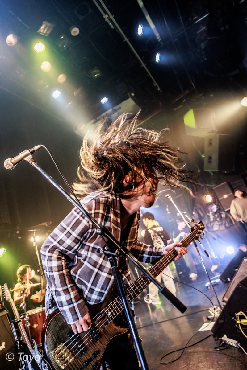 RYOTA_Rookiez's tweet photo. 乱れよしなり
photo by Toyo
#rookiezispunkd #bumpondastyle #clubasia #jrock #animesong #rockband https://t.co/MnD8rinR7a