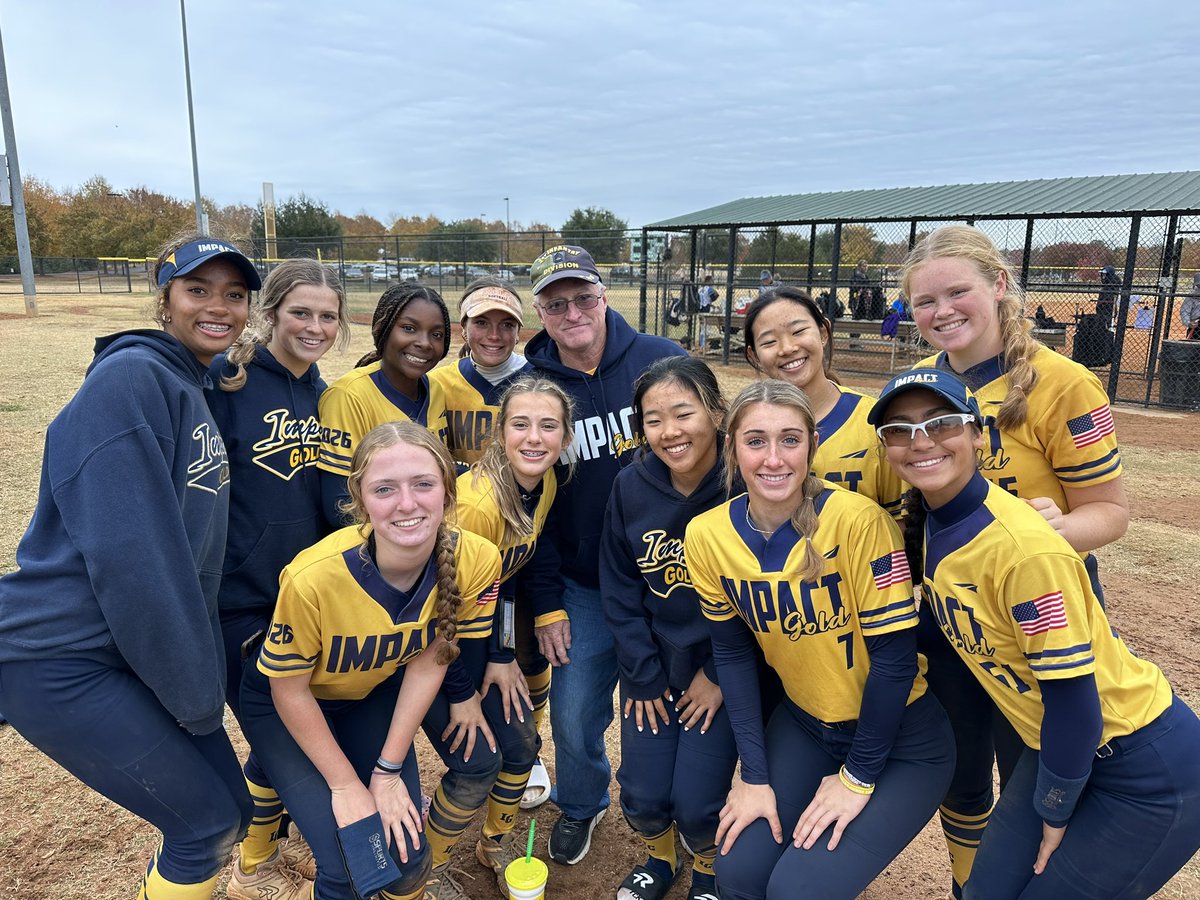 ImpactGold08GA's tweet photo. We want to thank all our military friends for their past and current service. Thankful to have @kyannagardner papa with us for our Veterans weekend tourney. Also thankful for @SaniyaSimmons22 dad years of service.  Thank you for your service!!! https://t.co/5qwXKCID0O