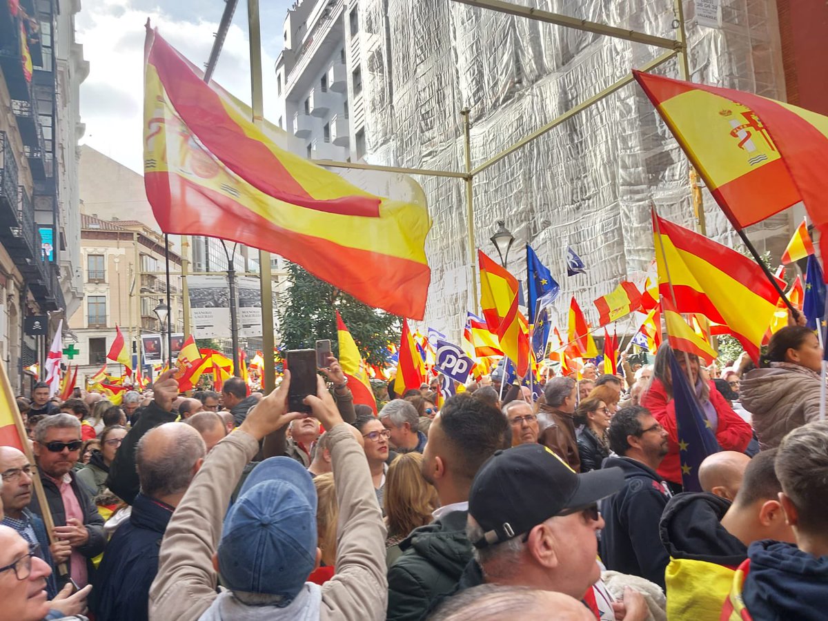 FunkyRaccoons's tweet photo. Valladolid
#freedomforSpain #ElectionsNow #LibertadparaEspaña #EleccionesYa https://t.co/CUOEvp2rFk