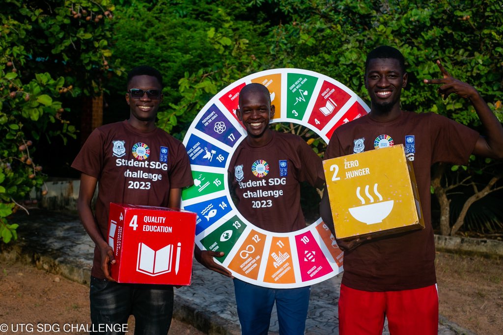 UniOfGambia's tweet image. Presenting &apos;Future Economists&apos;, a dedicated team fuelled by a mission to tackle SDG 1, 2, and 4! With a laser focus on eradicating poverty, ensuring zero hunger, &amp;amp; promoting quality education, we&apos;re here to drive impactful change. 
Let&apos;s make these goals a reality!
#SDGChallenge