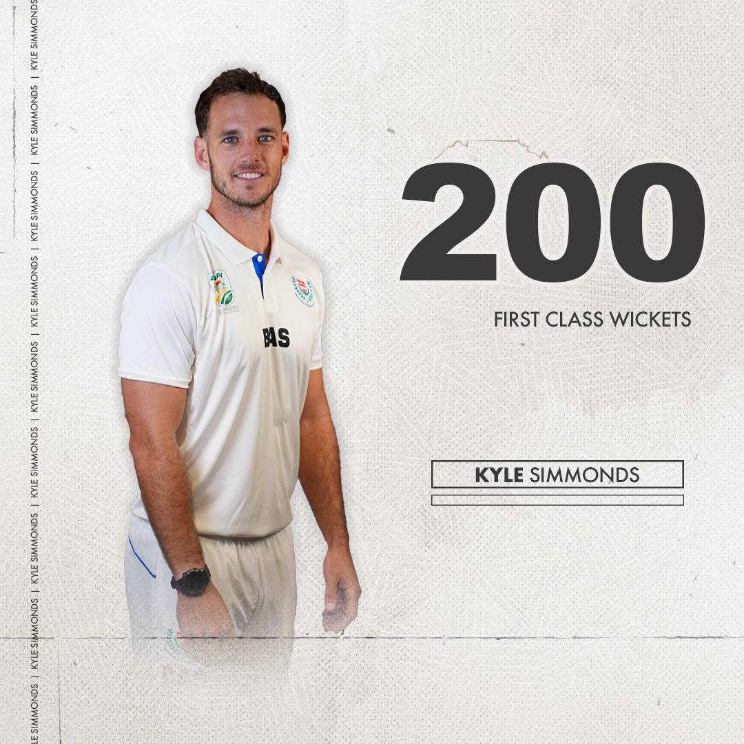 You can’t keep him out of the game!

Kyle Simmonds celebrates 50 First Class Matches and has now taken his 200th First Class Wicket against the AET Tuskers.

Here’s to many more games and Bucket loads of wickets Simmo.

#westernprovince #boysinblue #capetown #newlands