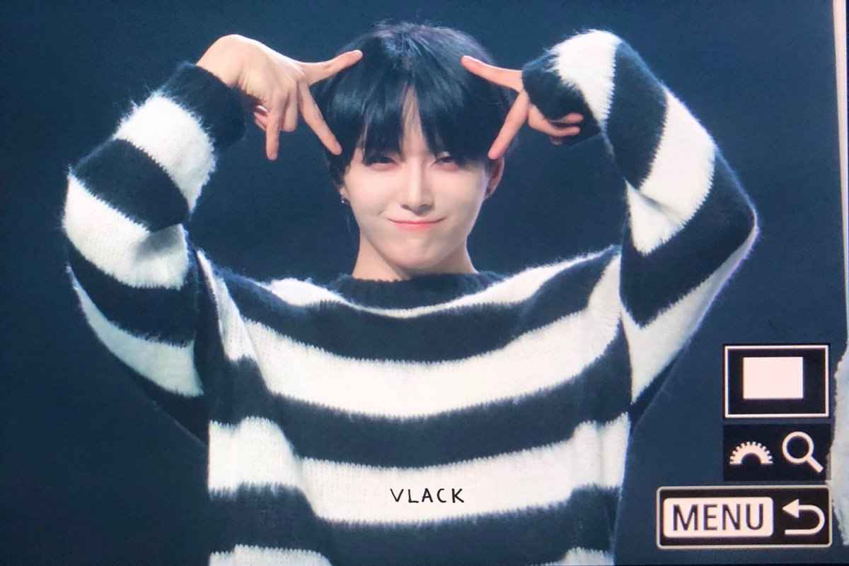 V7_AHN's tweet image. 231112 팬미팅

반냥이😼

#나인아이 #NINEi #반 #VAHN