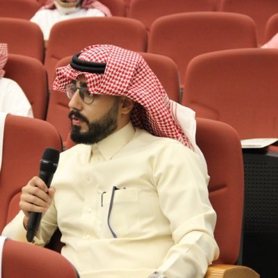 socworcollege's tweet photo. يتقدم رئيس ومنسوبي قسم الاجتماع والخدمة الاجتماعية بالتهنئة لسعادة الأستاذ عبدالرحمن بن حمد المنيع، لحصوله على درجة الدكتوراه، نسأل الله له العون والتوفيق وأن ينفع به وبعلمه. https://t.co/GPlUKcSldO