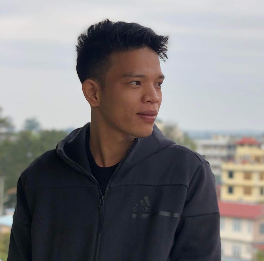 KhinMaungZin,ward 94 administrator,new dragon Seikkan&amp;Pyus stabbed&amp; killed SawKoKoHtet,looted money,gold on his body and tried to make the body away at 21:00 hrs,Nov11. But his family got the body back and reported police,but police doesn't take action.#Yangon
#2023Nov12Coup