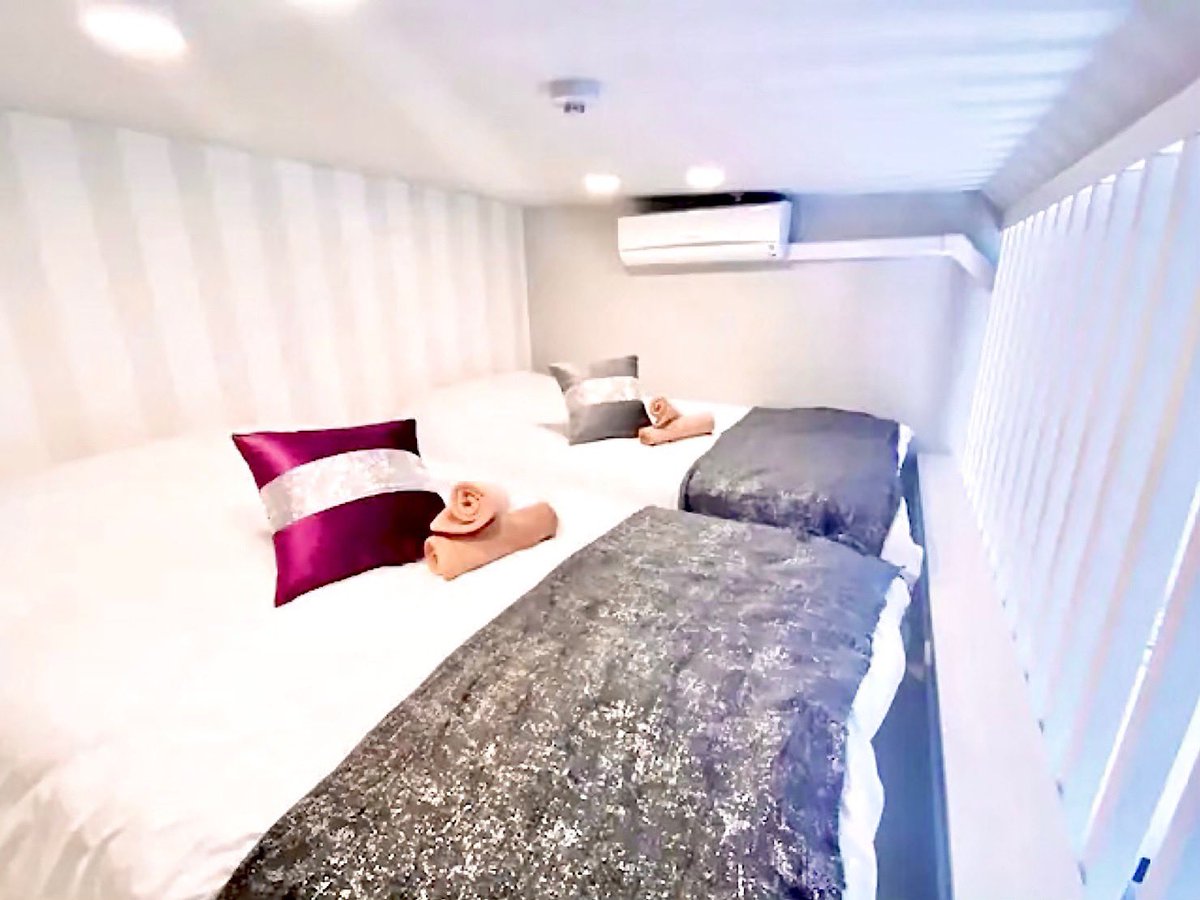 EternityHOTEL8's tweet photo. Eternity APARTMENT HOTEL品川303号室のご紹介🏨⭐️最大6名様
北欧モダンで明るいお部屋🔆
白をベースにまとめたホワイトインテリアは、明るい清潔なイメージ✨

#Eternity 
#Hotel
#eternityapartmenthotel
#ホテル
#映え
#インバウンド
#北欧モダン
#品川
#西大井駅
#西大井駅徒歩2分
#最大6名様 https://t.co/XCMMugelgs