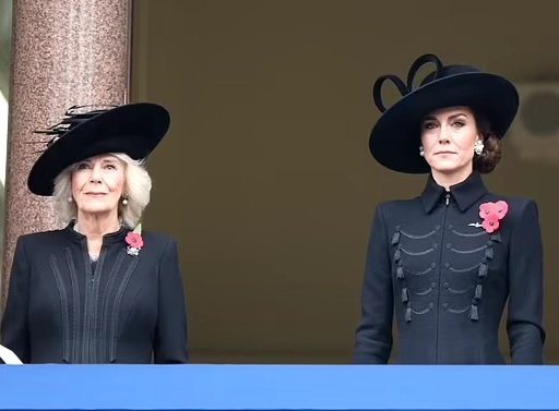Queen Camilla & Princess Catherine on the balcony overlooking the Cenotaph at The Remembrance Day Service.
#RemembranceDay2023 
📷 Stephen Lock