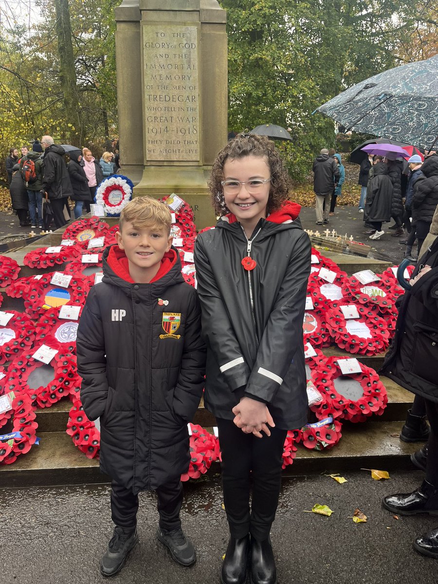 Thank you to our lead learners for representing <a href="/georgeprimary/">Georgetown Primary</a> <a href="/GeorgetownHead/">Lisa Thomas</a> at the Tredegar Remembrance Service this morning. Lest we forget.