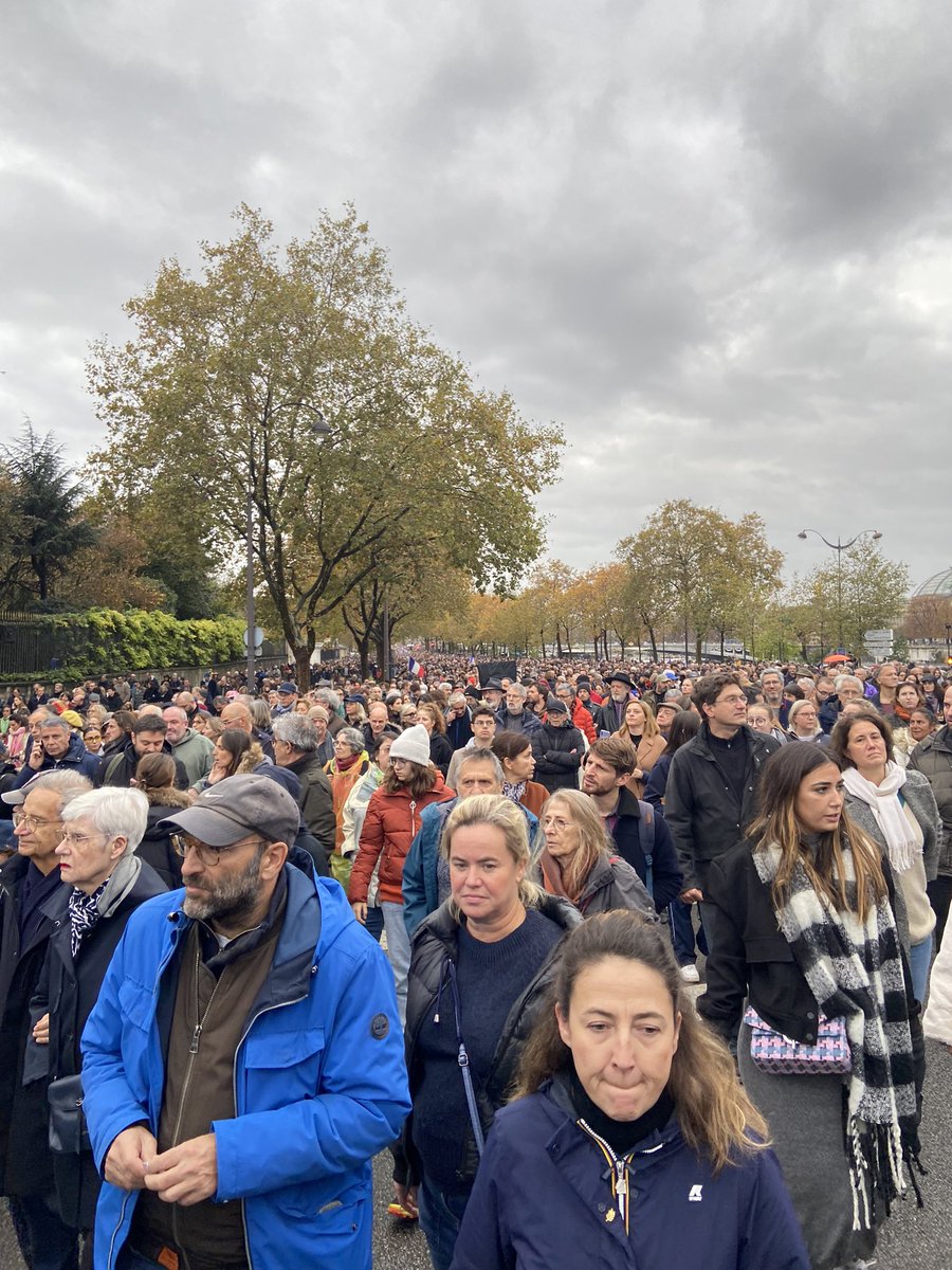 GABARDOSArnaud's tweet photo. Ce dimanche on marche contre #antisemistisme 🇫🇷 https://t.co/KVf7FweBBu