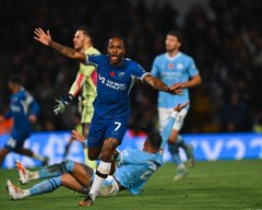 Sterling scores v. Man City to give Chelsea lead