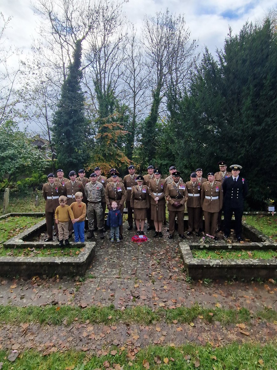 73_SQN_LSTW's tweet photo. Remembrance parade this morning at St Mary's Church in Eling. ❤️ @UKArmyLogistics @RLCCorpsSM @CO_LSTW @BritishArmy @Worthy_Down @DSLAWorthy_Down https://t.co/SfH2fxmfGj