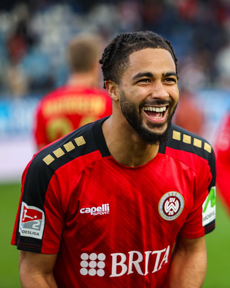 FINALLY! 😍
 
Glückwunsch zu Deinem rot-schwarzen Debüt, <a href="/kbennetts_11/">Keanan Bennetts</a>! 🫶

#svww #dasWvereint #WIEFCK