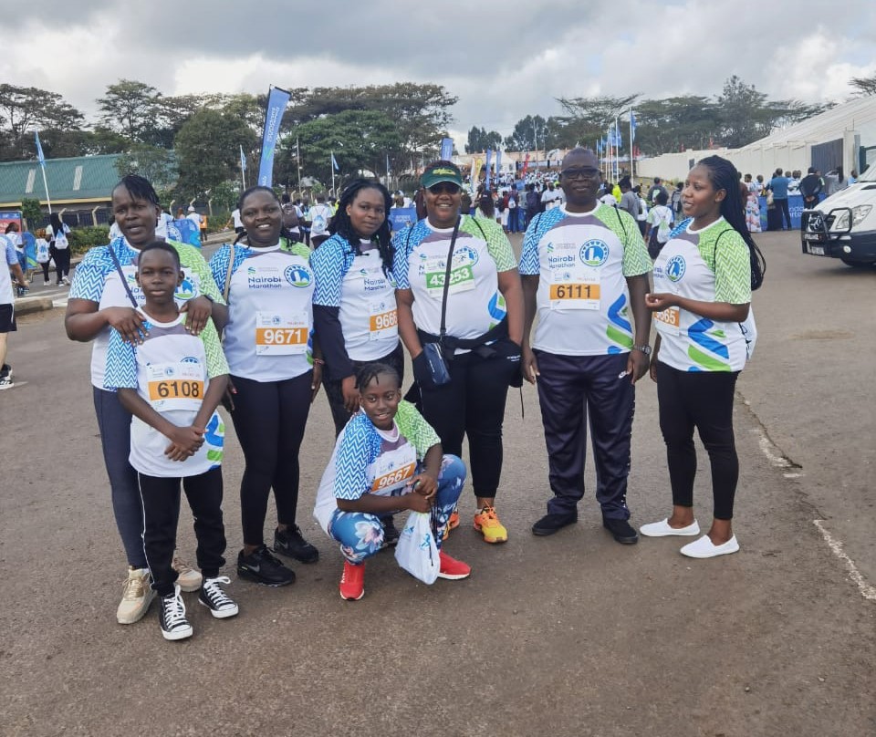 #TB #Women Global team were part of the 25,000 runners from across the globe at the #StandardChartered #marathon held on the 29th October with an objective of planting 2million seedlings in the next 5 years.@maureenmurenga .@StopTB .@StanChart