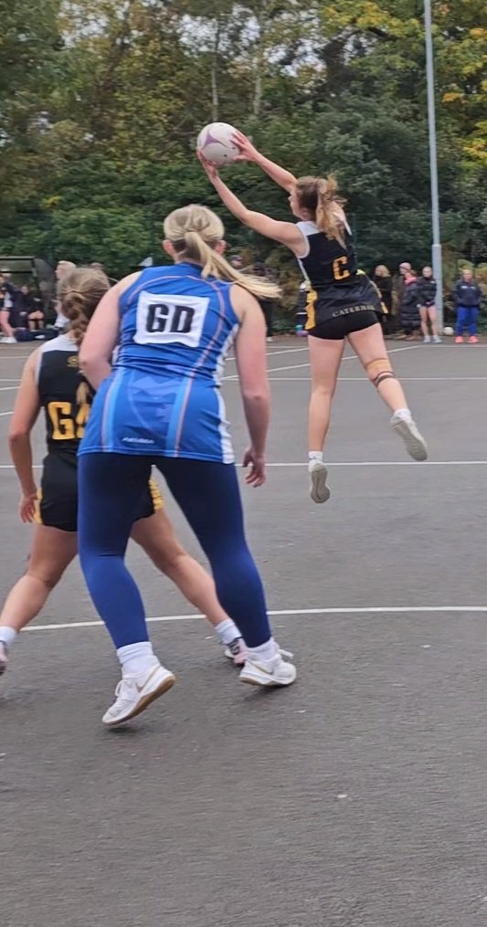 CaterhamSport's tweet image. This weekend just keeps giving. U16 and U18s giving it all the could this morning at Nationals. 👊🖤💛