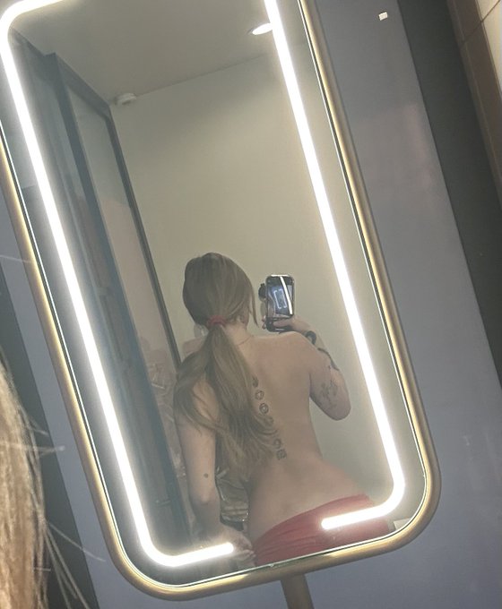1 pic. Morning body ☀️
https://t.co/ZG0RHl6gON https://t.co/Yx65VX8hEx