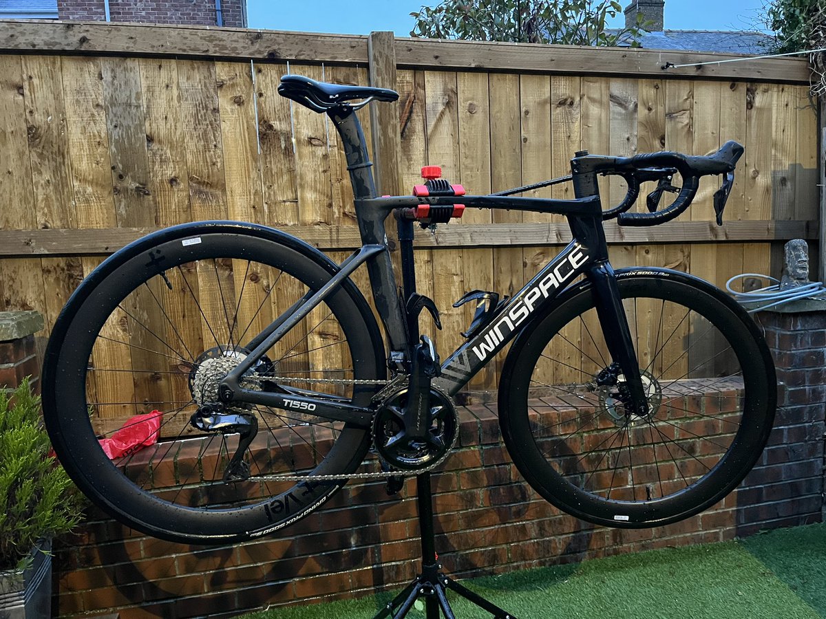 Sunday ride cut short. Punctures, tantrums, coffee and chocolate. An overall positive experience. #cycling #puncture