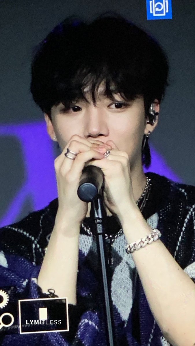 _lymitless's tweet image. 231112 FAN CONCERT
무대 위 영미니 마이크 잡은 영미니가 제일 좋아 #임영민 #영민 #イムヨンミン #ヨンミン #LIMYOUNGMIN #YOUNGMINミン #LIMYOUNGMIN #YOUNGMIN