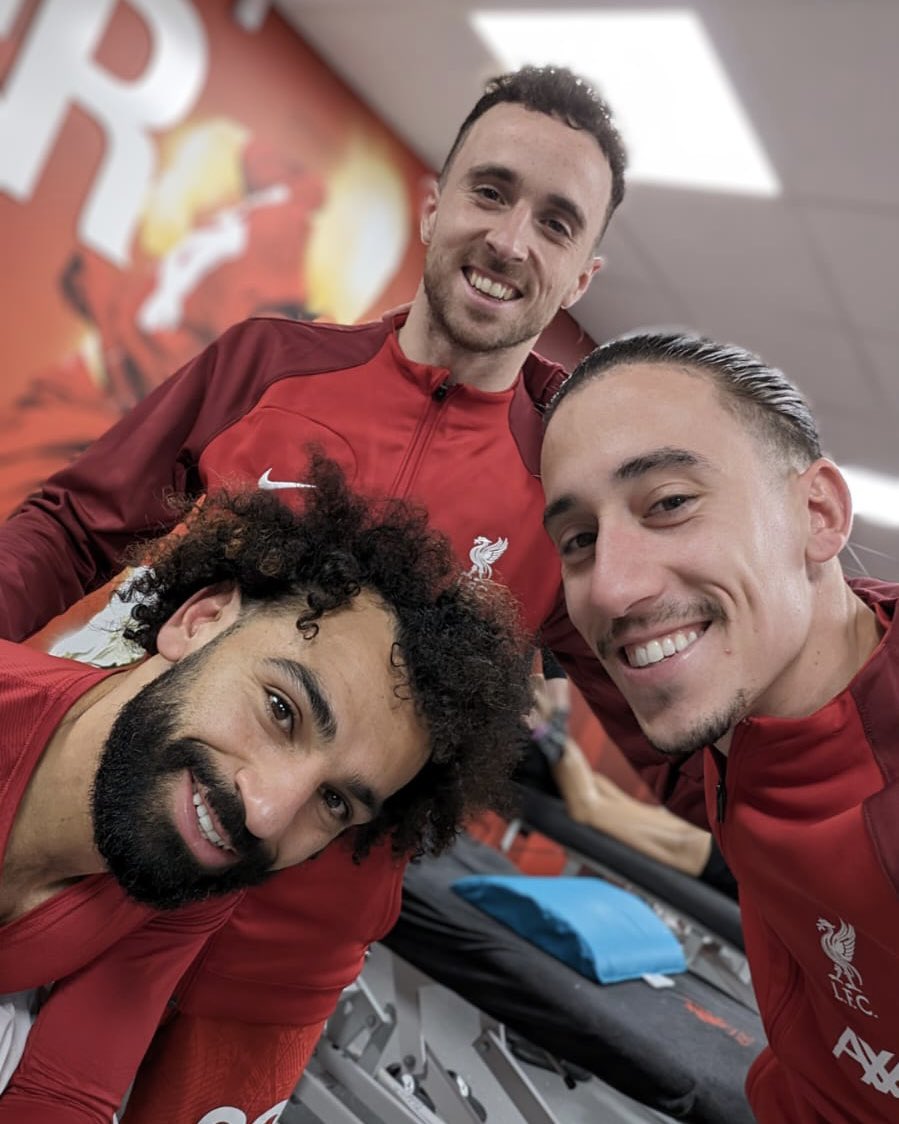 LFC's tweet photo. 😁🤳 https://t.co/Jj24jZPced
