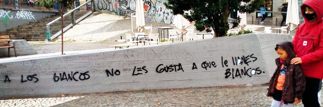 RobertoBellarm5's tweet photo. @Kamipnasqo @CanalRed_TV @Al_LioTV @alyudur @samidounspain @BDSMadrid @alkarama_mmp @PabloIglesias A ml nunca me han llamado blanco. Me han llamado "payo" que significa "campesino tonto fácil de engañar". Si me llama "Payo" me insulta.
Si digo: usted es gitana se ofende por que hablo de su raza; decir negro, blanco, chino a un negro, a un blanco o a un chino, es un insulto? https://t.co/SMh37cr6Fp