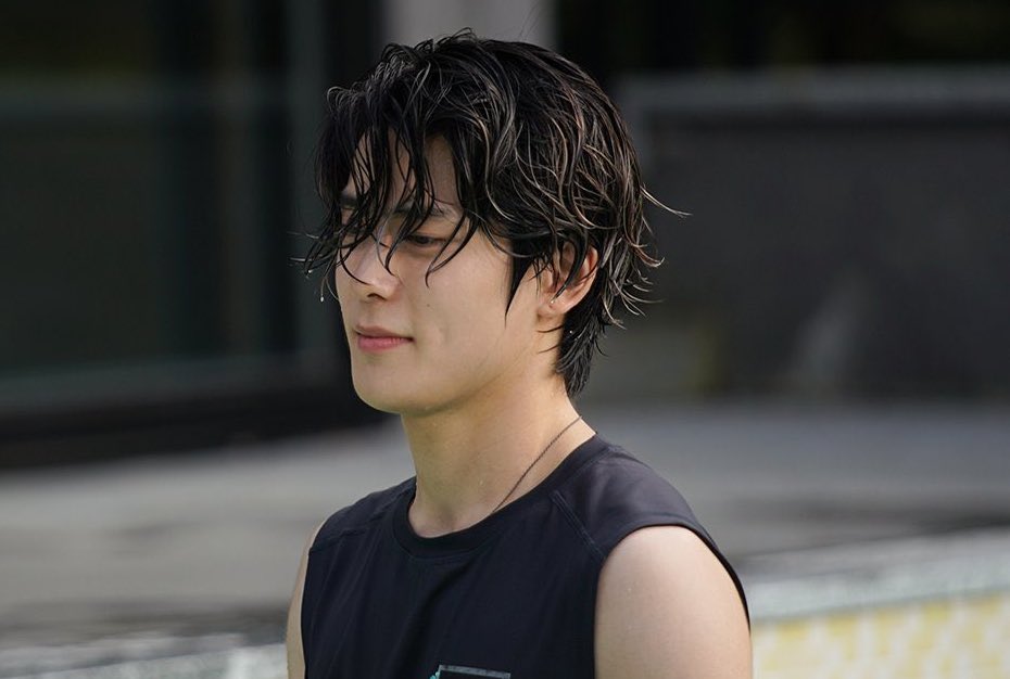 jaehyun and his severe case of pretty face