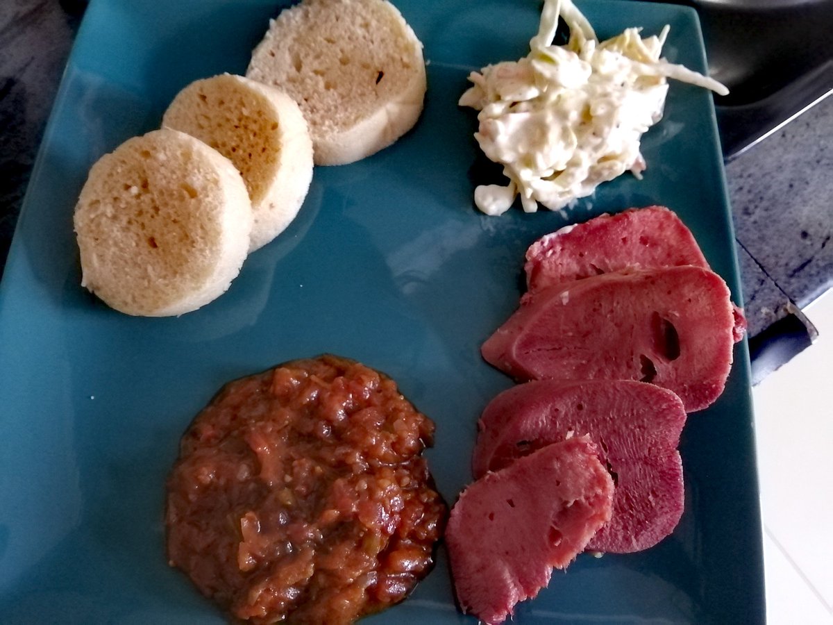 mia_scelo's tweet photo. @ntanga_lindelwa Cow tongue, inkotha. https://t.co/1kKXzOwBUi