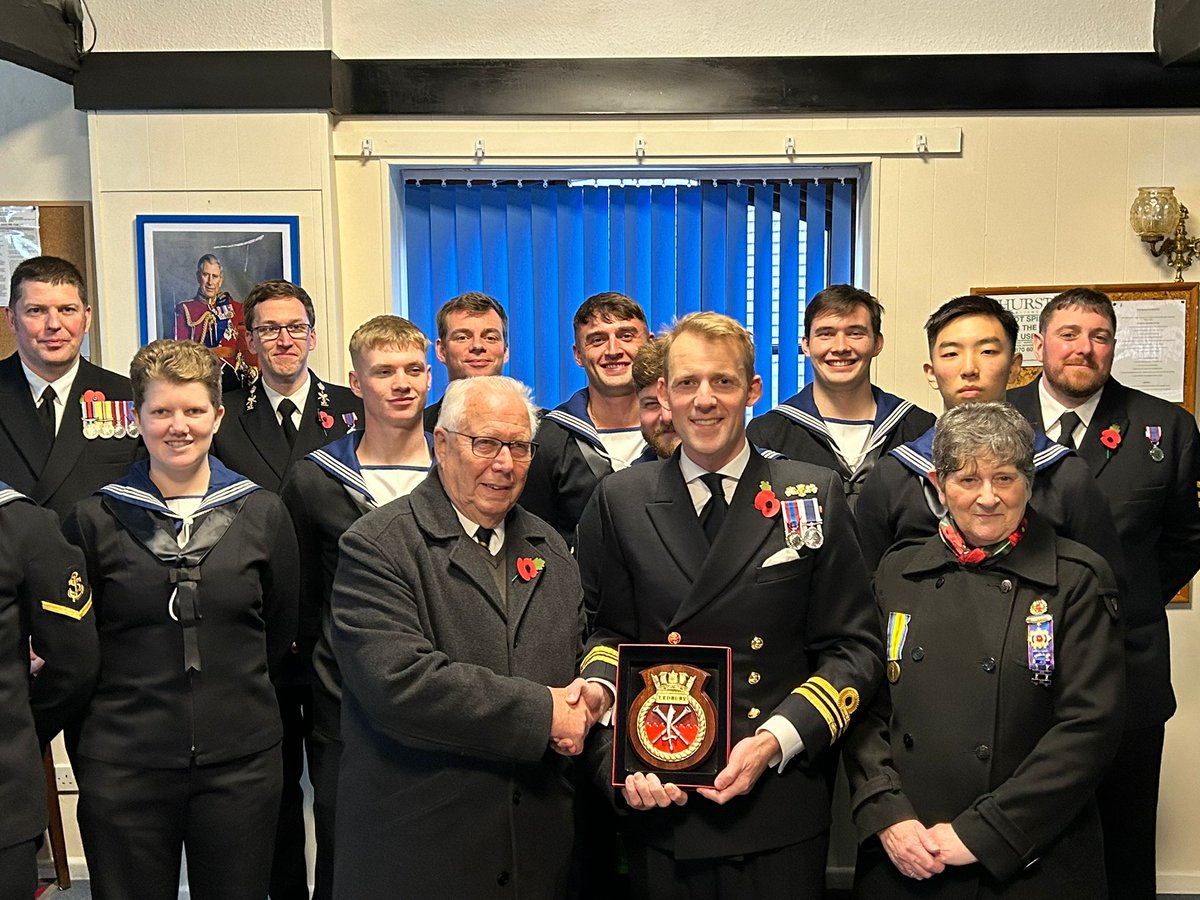 Honoured to be in #Ledbury to participate in #RemembranceDay2023 We marked our visit with a presentation of our Ship's badge to the Ledbury @PoppyLegion #LestWeForget #SmallShipsBigImpact #ArmedForcesInTheLocalCommunity