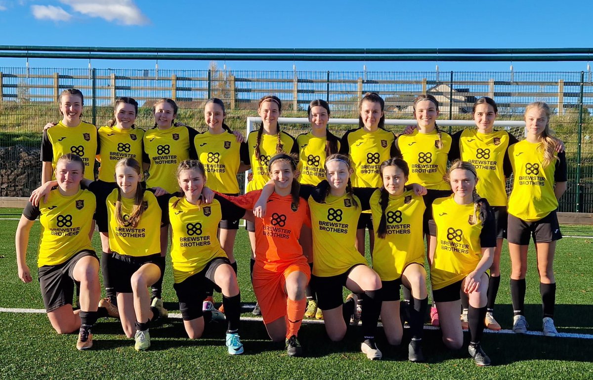 Congratulations to our U16’s who clinched the Joelle Murray League title yesterday. In their inaugural year as Livingston WFC 16’s, they’ve now managed to win a cup double after winning the U16’s South East League Cup in June too. An amazing team…we are so proud of them! 🏆🏆 🦁