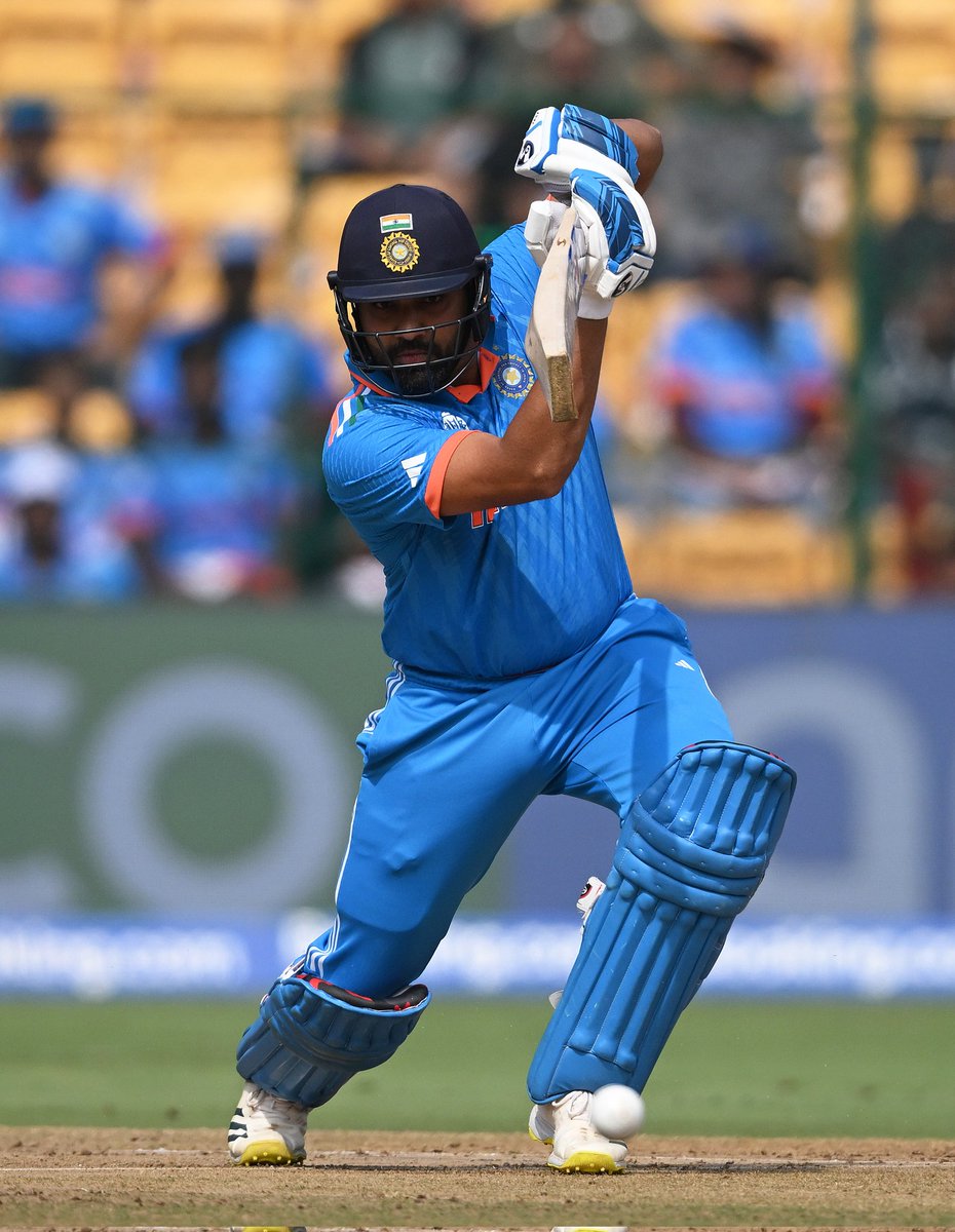 BaluMahe's tweet image. RoHIT Sharma
Milestone
More Sixes in A Year -60*

500 Runs Consecutive Times in #CWC19 &amp;amp; #CWC23 

100 International Fifties 

HITman 👏👍🔥
Unstoppable Force 🔥 👌