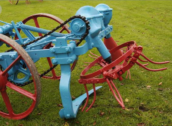 Day 12 of #museum30 is a tricky decision: our stores are filled with weird and wonderful Staffordshire #inventions. Please admire the Bamfords Triumph Potato digger (c. 1930-1950): the spinning mechanisms flicked potatoes out of the soil ridges to be picked by hand.