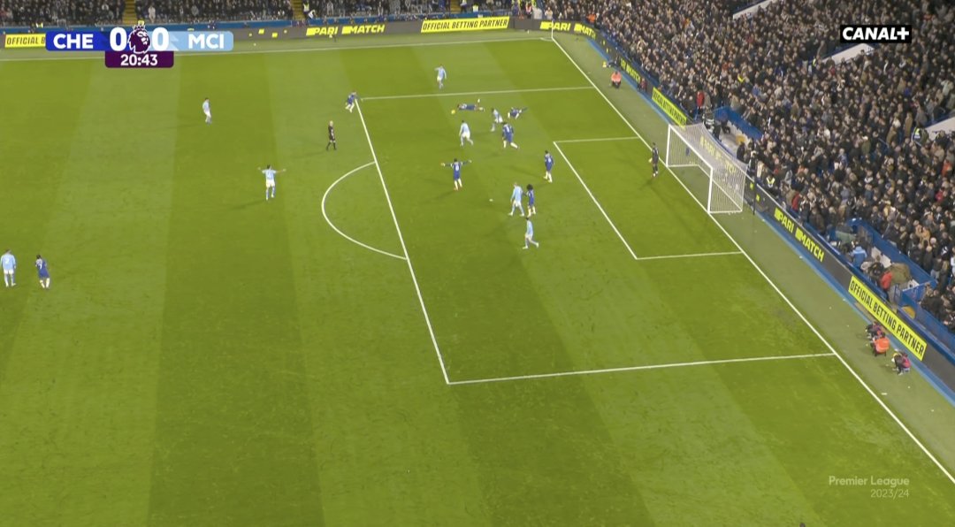 Yes, that should not have been a penalty to Manchester City. Cucurella was fouled in the process by Haaland which led to the incident and there was a head injury that should have stopped the entire play in the first place.

Anthony Taylor is not fit to officiate a game like this.