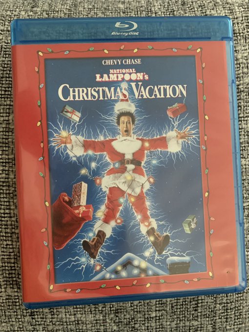 Popped my Christmas Cherry 🎄 🍒   First movie of the season started with National Lampoon's Christmas