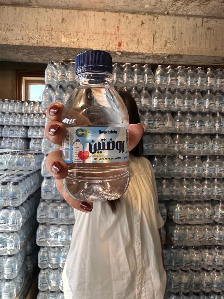 ▪️شركة تعبئة #مياه_الروضتين  أول مصنع مياه كويتي مساهم في نشر #تطبيق_أُمنية لتجميع البلاستيك عبر مُنتجاته في الأسواق.

#الكويت 
<a href="/OmniyaKw/">Omniya</a> 
<a href="/Alrawdatain_co/">شركة تعبئة مياه الروضتين</a> 
#سناء_القملاس 
#فرح_شعبان 
#أمنية_الروضتين ♻️
#انتوا_التغيير 
#أُمنية_كويت_جديدة ♻️🇰🇼 

instagram.com/omniya_kw?igsh…