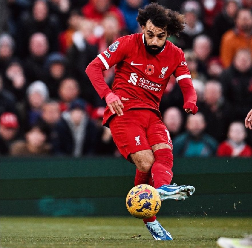 Salah hits the landmark of 200 goals in English football 🔴 #LIVBRE 🇪🇬