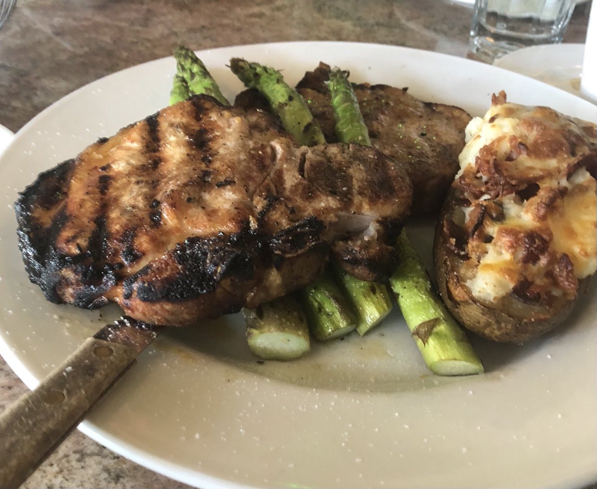 I just cooked up a pork chop lunch 🤔