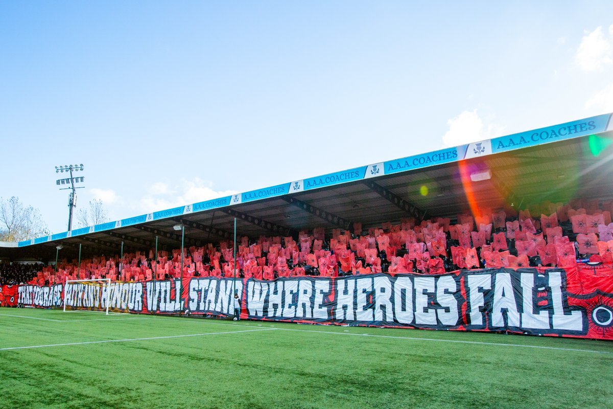 RangersFC's tweet photo. #RemembranceSunday | #LestWeForget https://t.co/LpzNfpRXq5